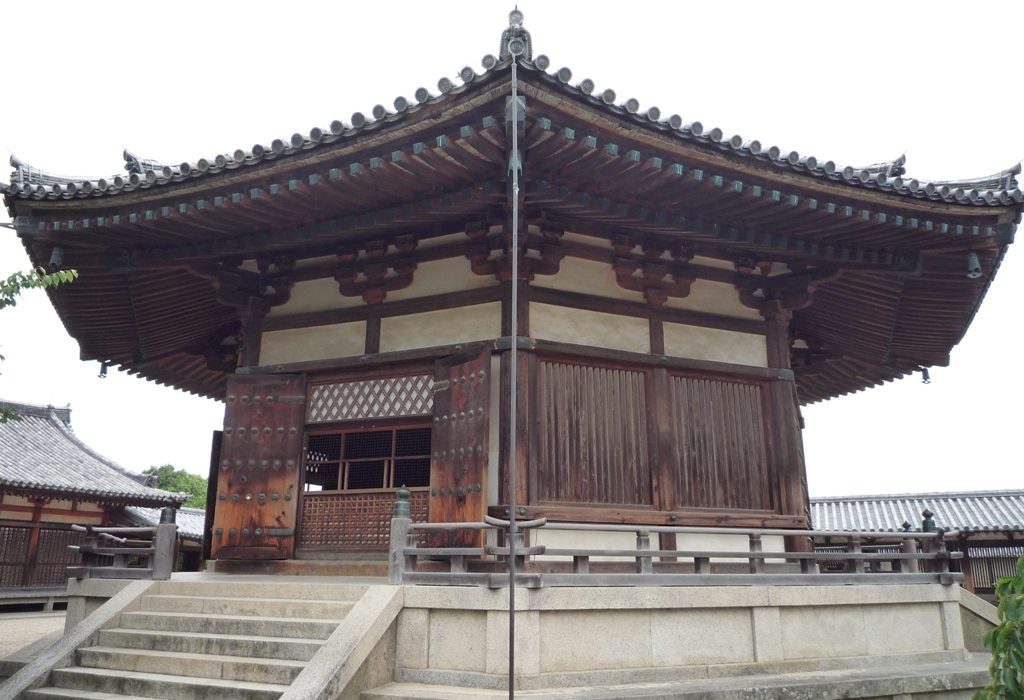 p1000469