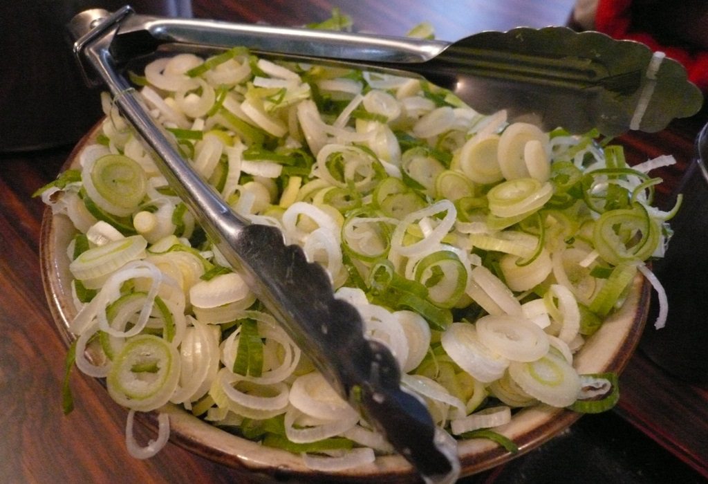 p1000884