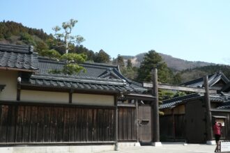 智頭町散策、鳥取砂丘、カニ料理20品食べつくし＋温泉日帰りバスツアー