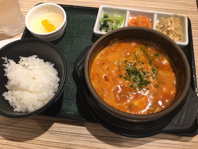 坦々