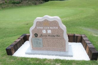 京ヶ野ゴルフ倶楽部　足が痛い・・(-“-)　